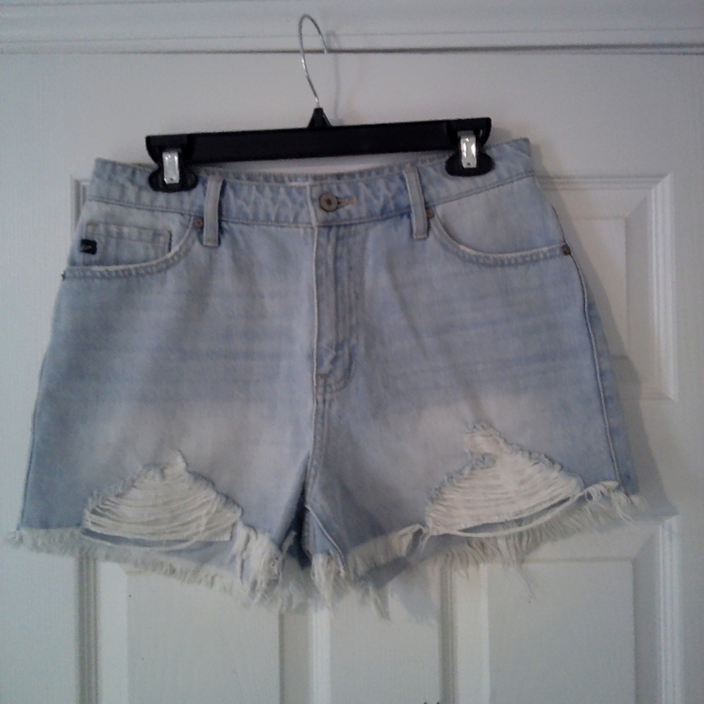 KanCan Light Washed High Rise Relaxed Fit Shorts Size 7/27
